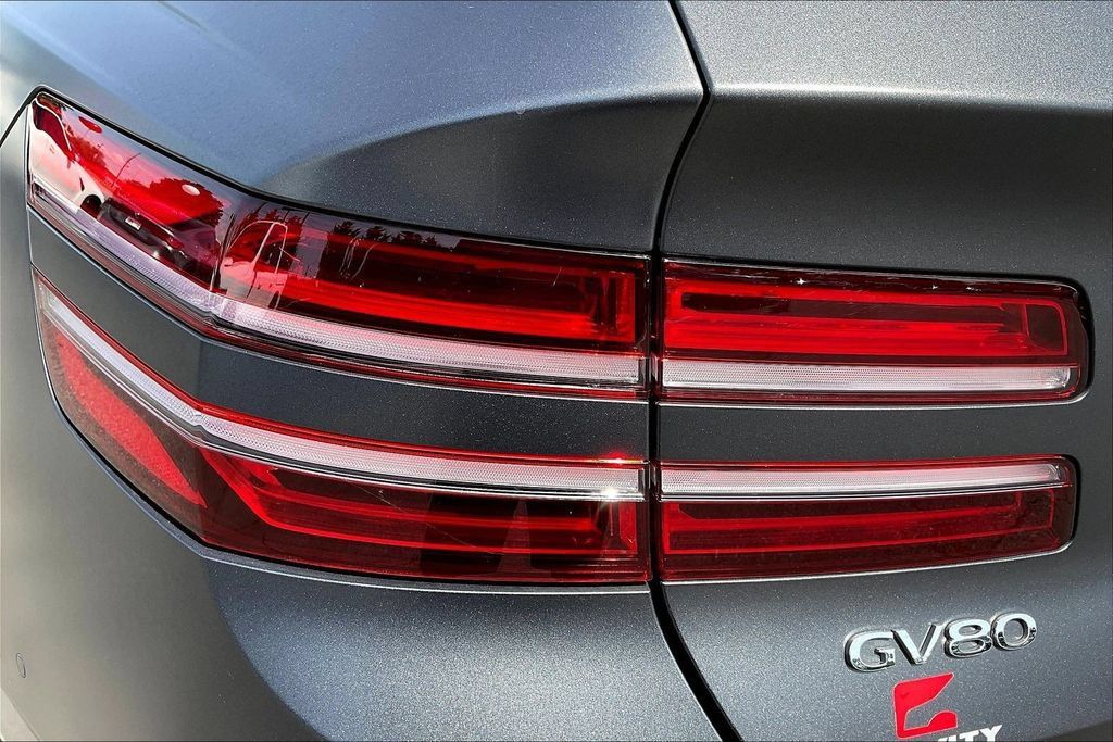Used 2023 Genesis GV80 3.5T w/ Prestige Matte Package AWD/4WD image 14