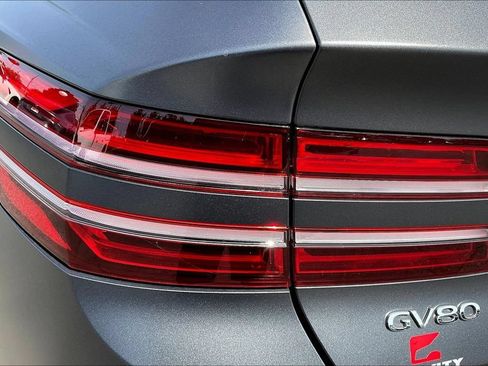 Used 2023 Genesis GV80 3.5T w/ Prestige Matte Package AWD/4WD image 14