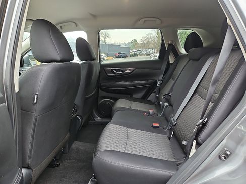 Certified 2020 Nissan Rogue SV w/ Premium Package image 10