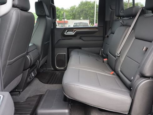 New 2026 Chevrolet Silverado 2500 LT w/ Z71 Chrome Sport Edition AWD/4WD image 18