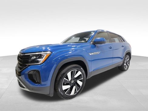 Used 2025 Volkswagen Atlas Cross Sport SE image 8