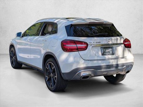 Used 2018 Mercedes-Benz GLA 250 image 8