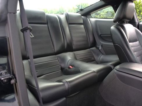 Used 2006 Ford Mustang GT Premium image 76