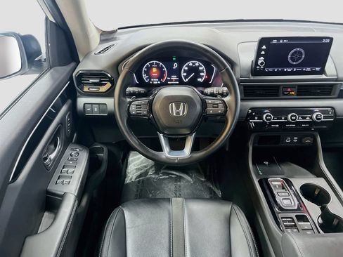 Used 2025 Honda Pilot EX-L image 21
