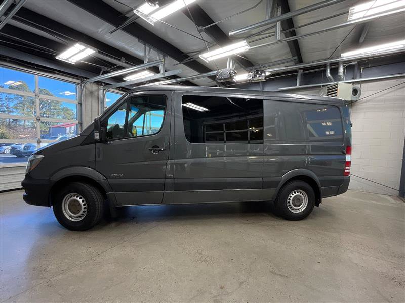 Used 2014 Mercedes-Benz Sprinter 2500 image 2