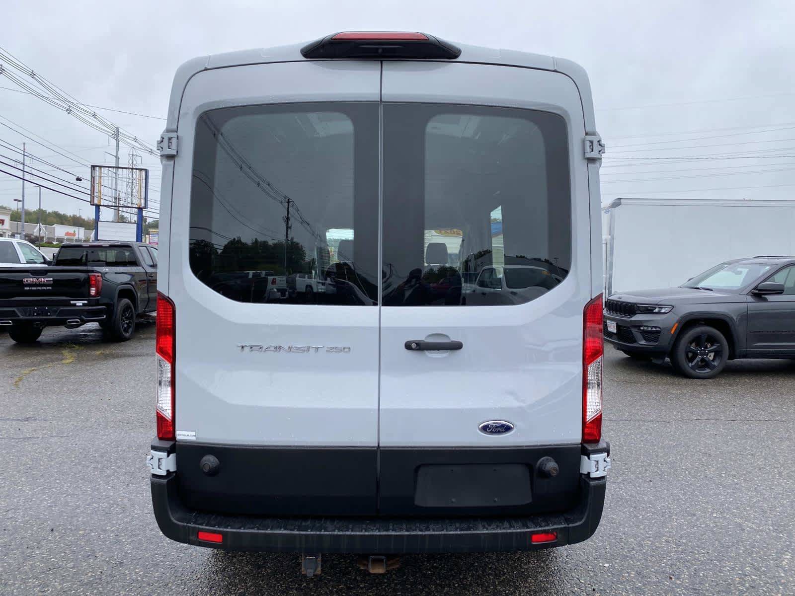 Used 2021 Ford Transit 250 Medium Roof w/ Load Area Protection Package RWD image 4