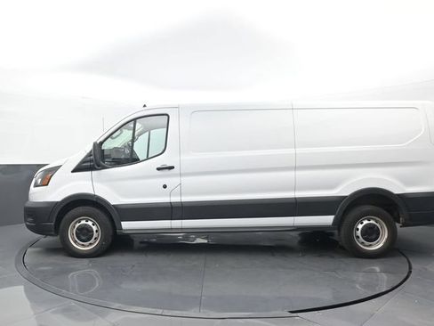 Used 2023 Ford Transit 250 Low Roof RWD image 7