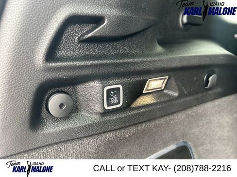 Used 2021 Jeep Grand Cherokee L Overland w/ Luxury Tech Group IV AWD/4WD image 12