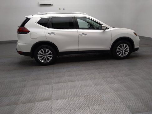 Used 2020 Nissan Rogue SV FWD image 10