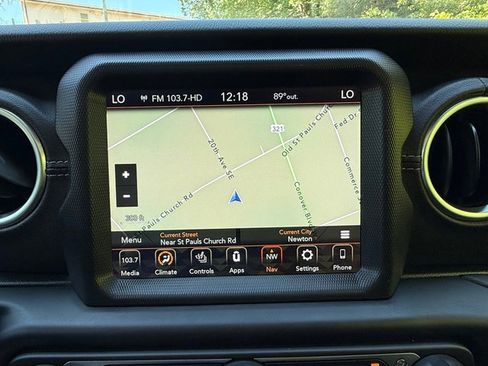 Used 2021 Jeep Gladiator Overland AWD/4WD image 22