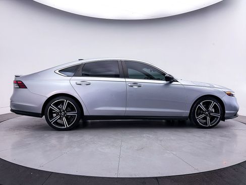 Used 2023 Honda Accord Sport image 42