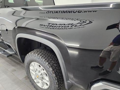 Used 2023 Chevrolet Silverado 2500 LT w/ Convenience Package AWD/4WD image 31