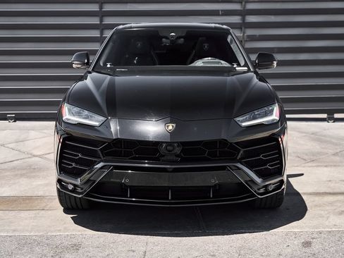 Used 2022 Lamborghini Urus AWD/4WD image 13