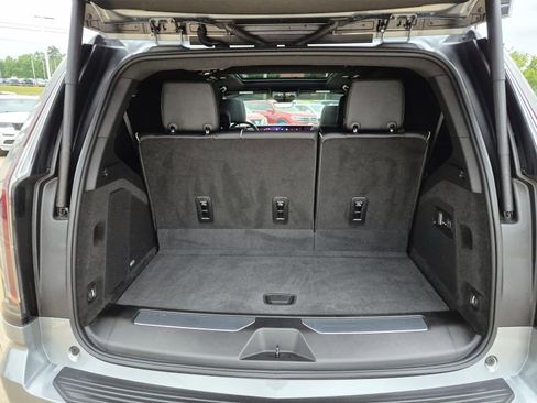 Used 2025 Cadillac Escalade Sport w/ Touring Package RWD image 8