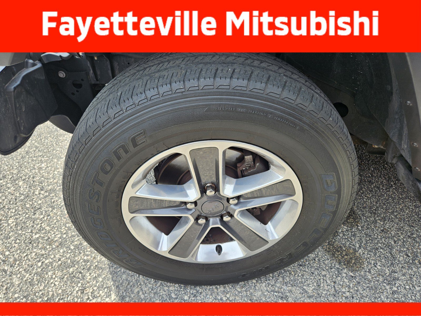 Used 2018 Jeep Wrangler Unlimited Sahara AWD/4WD image 7
