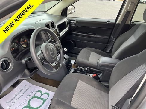 Used 2016 Jeep Compass Sport w/ Power Value Group image 2