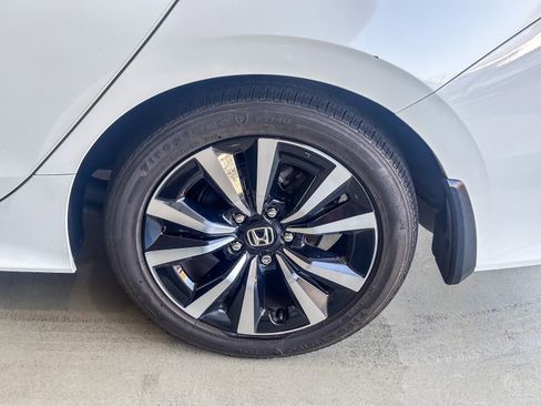 Used 2024 Honda Civic EX image 11