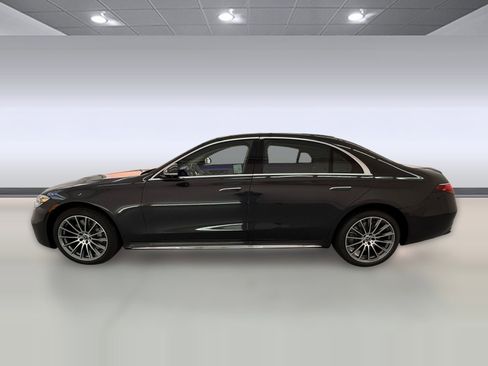 New 2026 Mercedes-Benz S 580 4MATIC Sedan image 2