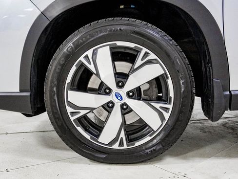 Used 2019 Subaru Forester Touring image 16