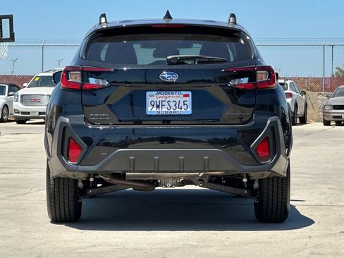 Used 2026 Subaru Crosstrek 2.5i Premium AWD/4WD image 4
