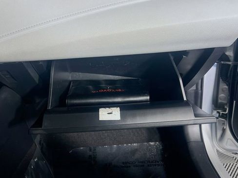 Used 2021 Toyota Corolla SE FWD image 31