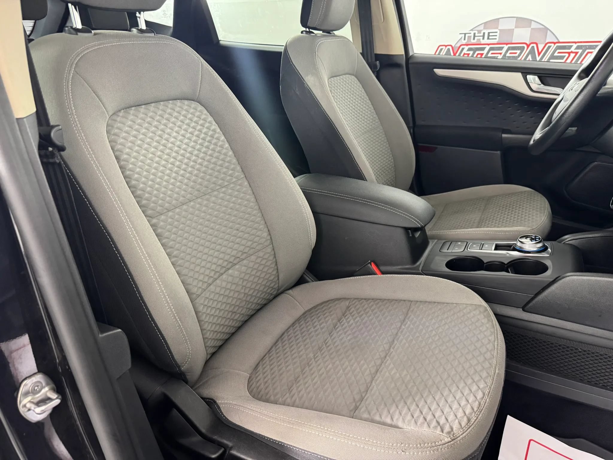 Used 2020 Ford Escape SE AWD/4WD image 35