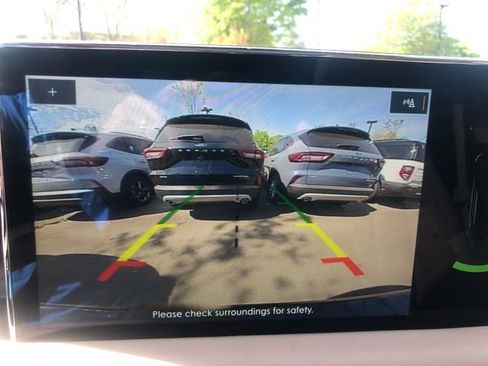 Used 2023 Lincoln Nautilus Reserve image 13