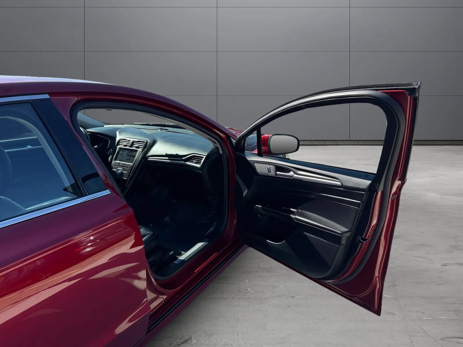 Used 2019 Ford Fusion Titanium FWD image 22
