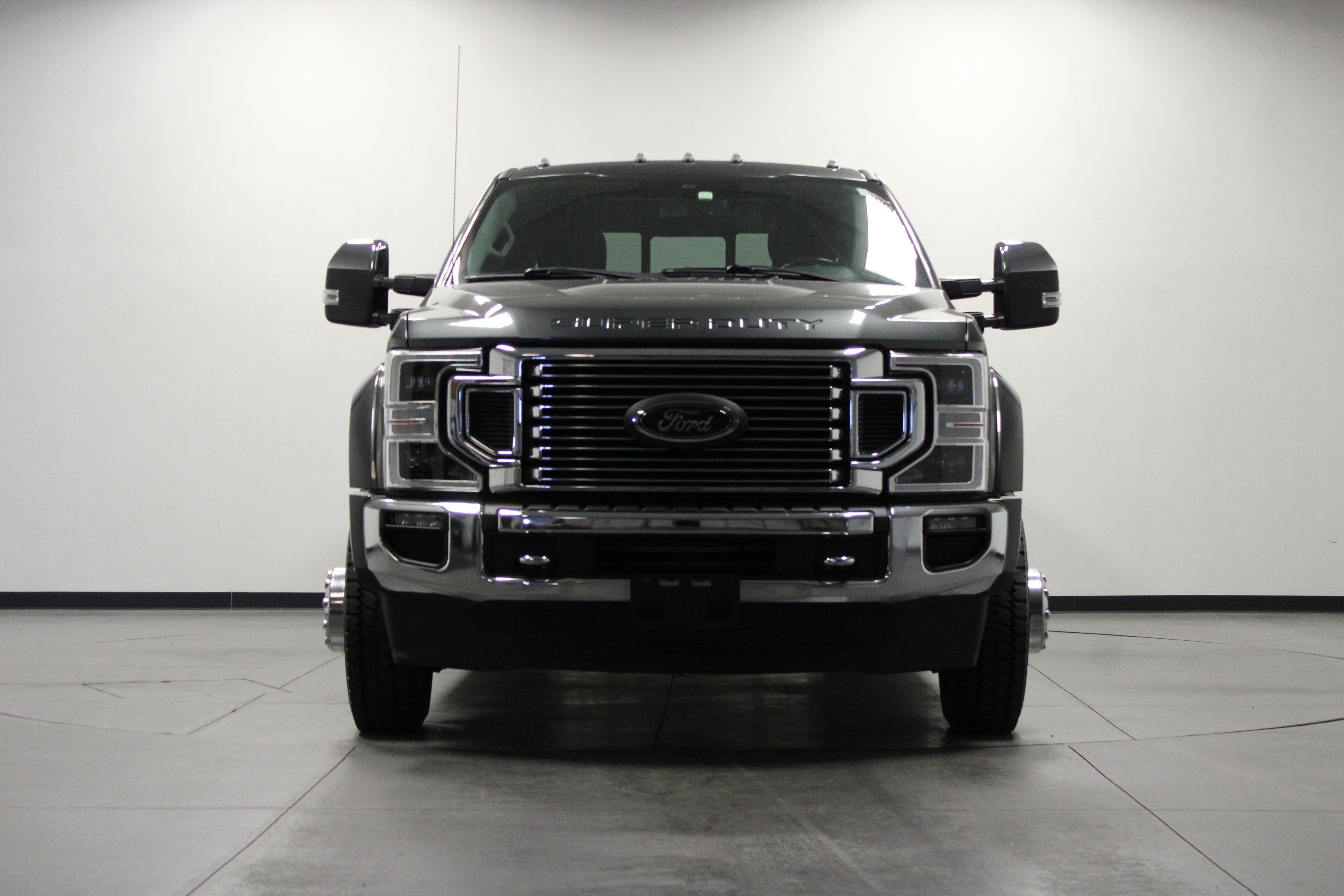 Used 2020 Ford F450 Lariat w/ Lariat Ultimate Package AWD/4WD image 9