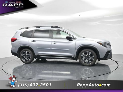 Used 2026 Subaru Ascent Limited AWD/4WD image 4