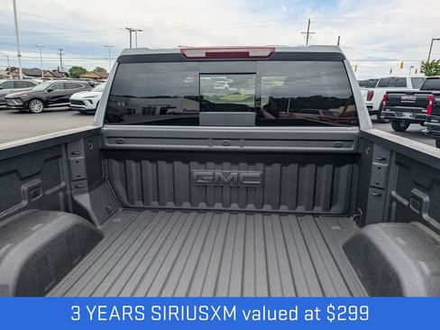 New 2026 GMC Sierra 1500 SLT AWD/4WD image 10