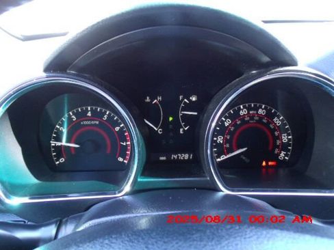 Used 2011 Toyota Highlander Limited image 35