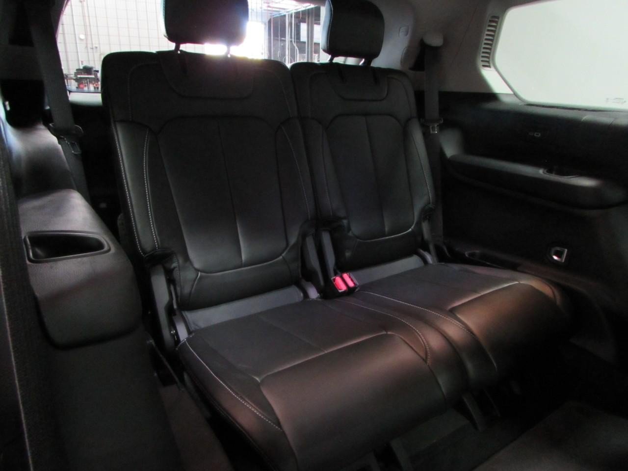 Used 2023 Jeep Grand Cherokee L Limited AWD/4WD image 21