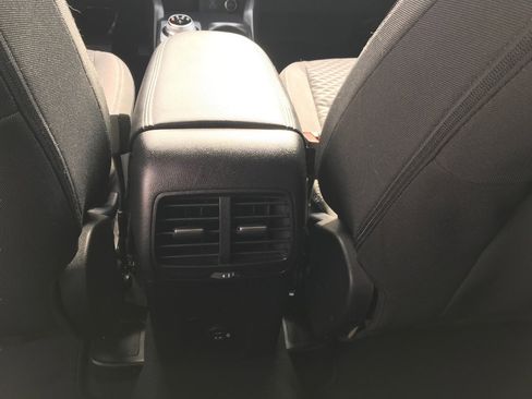 Used 2021 Ford Escape SE w/ Cold Weather Package image 16