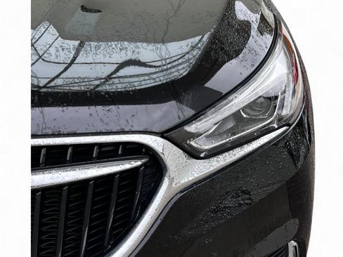 Used 2021 Buick Enclave Essence w/ Sound and Sites Package image 6