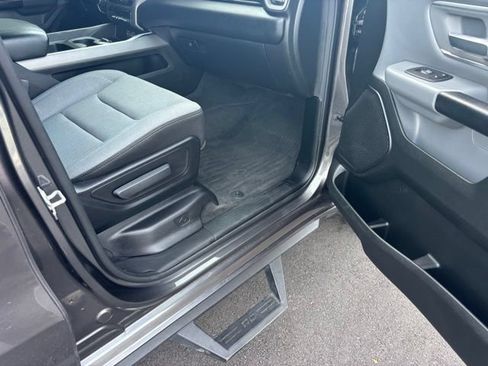 Used 2021 RAM 1500 Big Horn RWD image 9