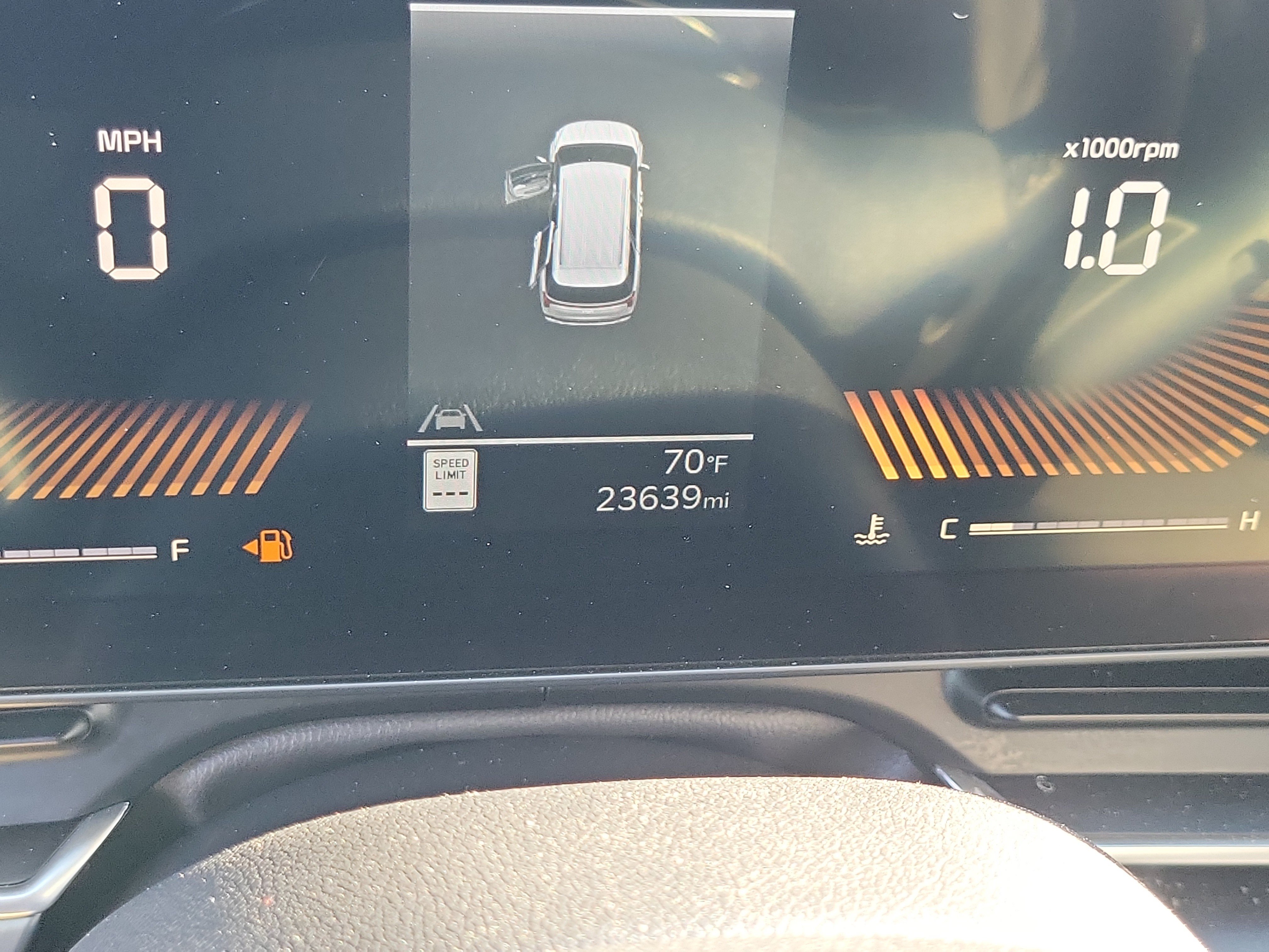 Used 2026 Kia Carnival FWD image 6