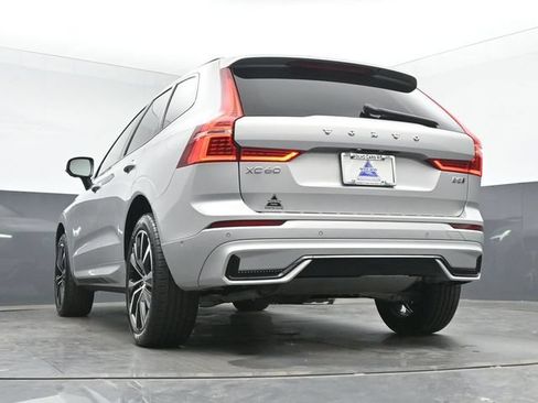 Used 2023 Volvo XC60 B5 Plus w/ Climate Package AWD/4WD image 42