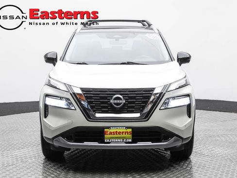 Used 2023 Nissan Rogue SL w/ SL Premium Package AWD/4WD image 2