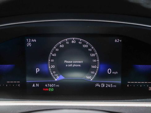 Certified 2022 Volkswagen Tiguan SE FWD image 25