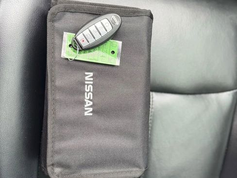 Used 2018 Nissan Pathfinder SL w/ SL Premium Package image 38