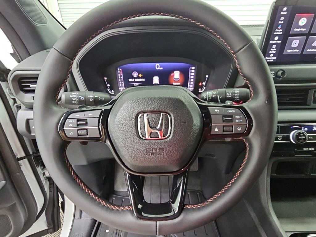 New 2026 Honda Pilot Sport image 25