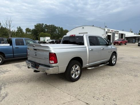 Used 2017 RAM 1500 Big Horn AWD/4WD image 4