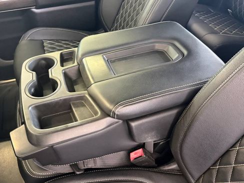 Used 2021 Chevrolet Silverado 2500 LT w/ Fleet Comfort Package RWD image 12