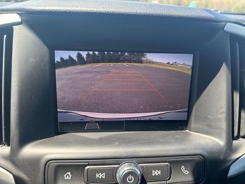 Used 2024 GMC Terrain SLE w/ Driver Convenience Package AWD/4WD image 24