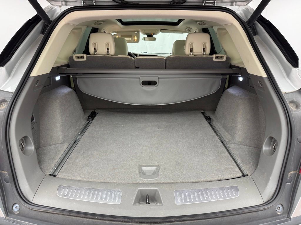 Used 2019 Cadillac XT5 Premium Luxury FWD image 17