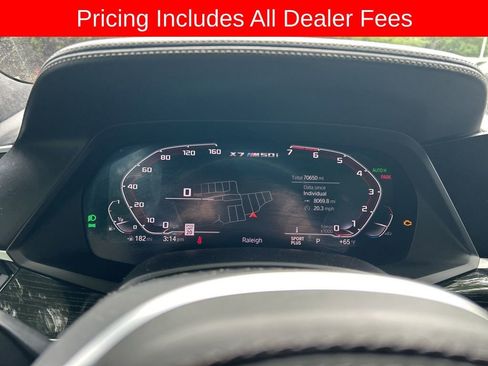 Used 2021 BMW X7 M50i w/ Dynamic Handling Package AWD/4WD image 7