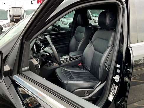 Used 2018 Mercedes-Benz GLE 350 4MATIC w/ Premium 2 Package image 24