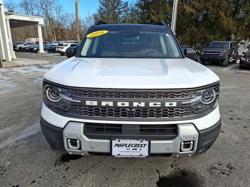 Certified 2025 Ford Bronco Sport Badlands image 2