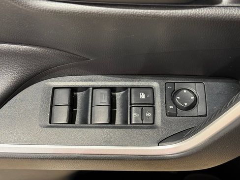 Certified 2025 Toyota RAV4 LE AWD/4WD image 16